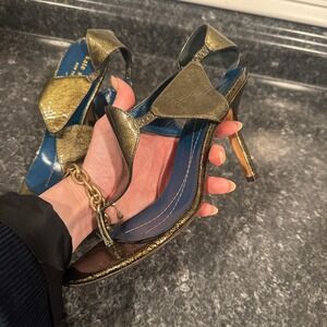 Vintage Kate Spade New York Green Metallic Patent Leather Made in Italy Pumps